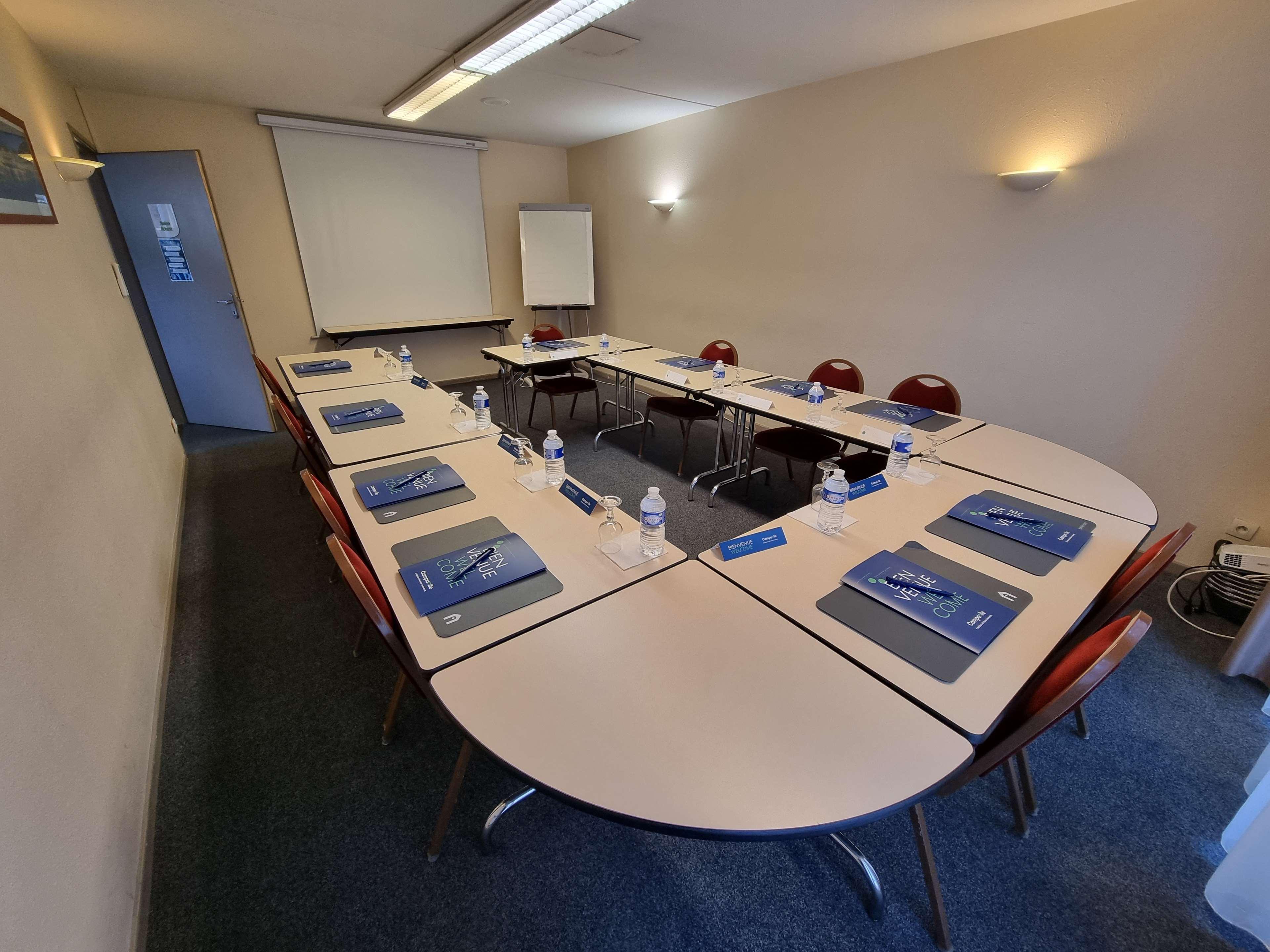 Hotel Campanile Toulouse - Aeroport 3*