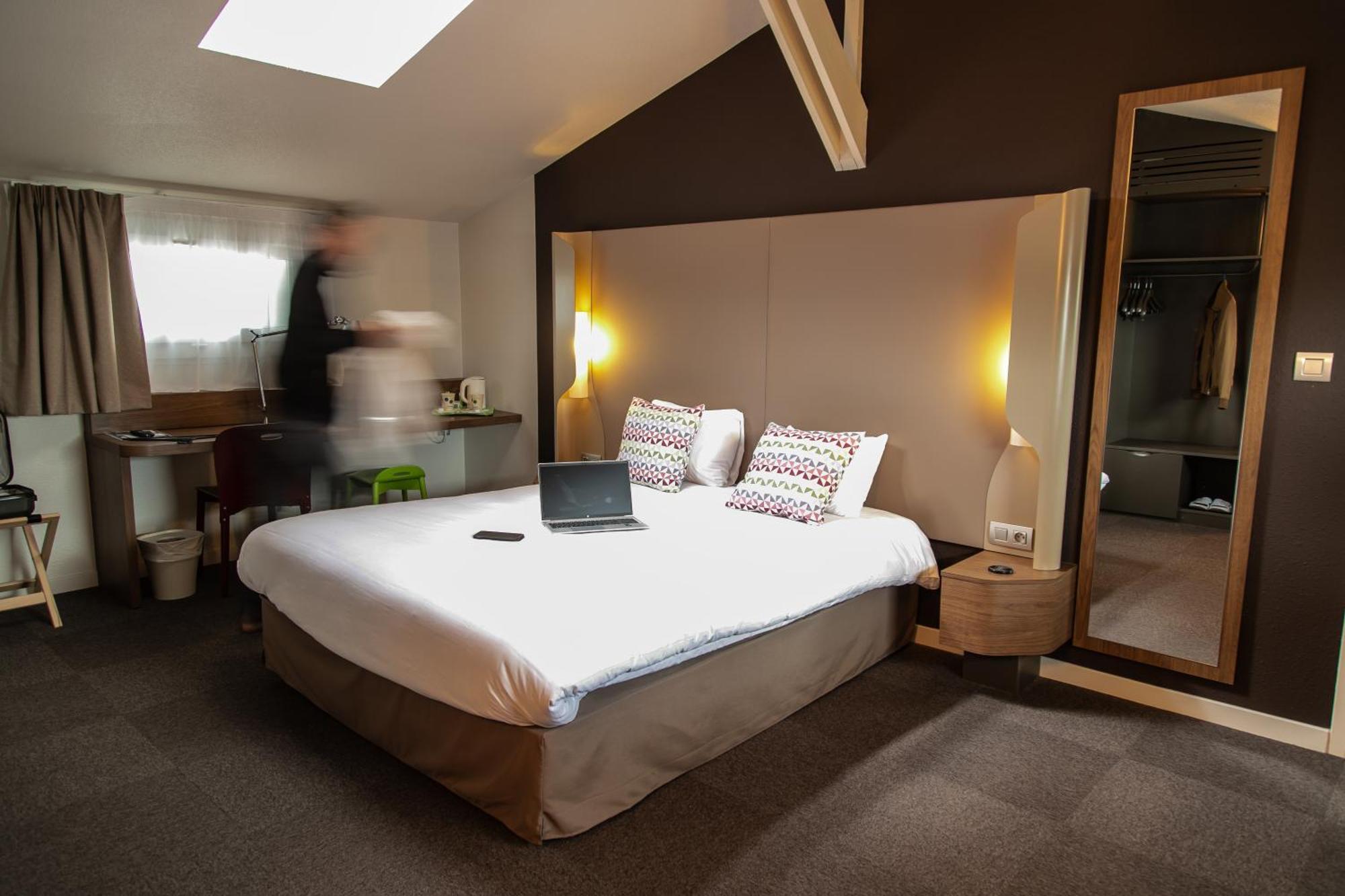Campanile Toulouse - Aeroport Hotel 3*